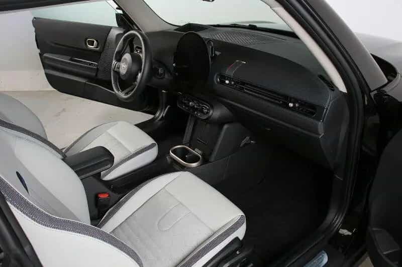 MINI Cooper C 3T Classic Trim DKG HuD Navi Paket S 07/2024-photo-5