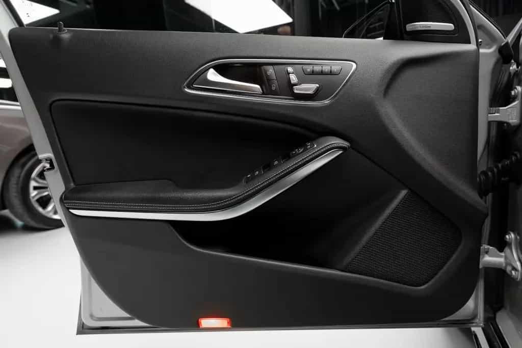 Mercedes-Benz A 45 AMG A A 45 AMG 4Matic 03/2016-photo-11