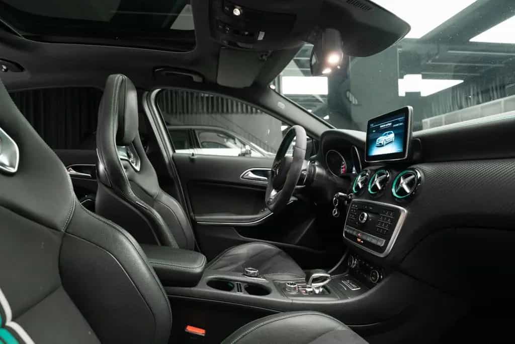 Mercedes-Benz A 45 AMG A A 45 AMG 4Matic 03/2016-photo-38