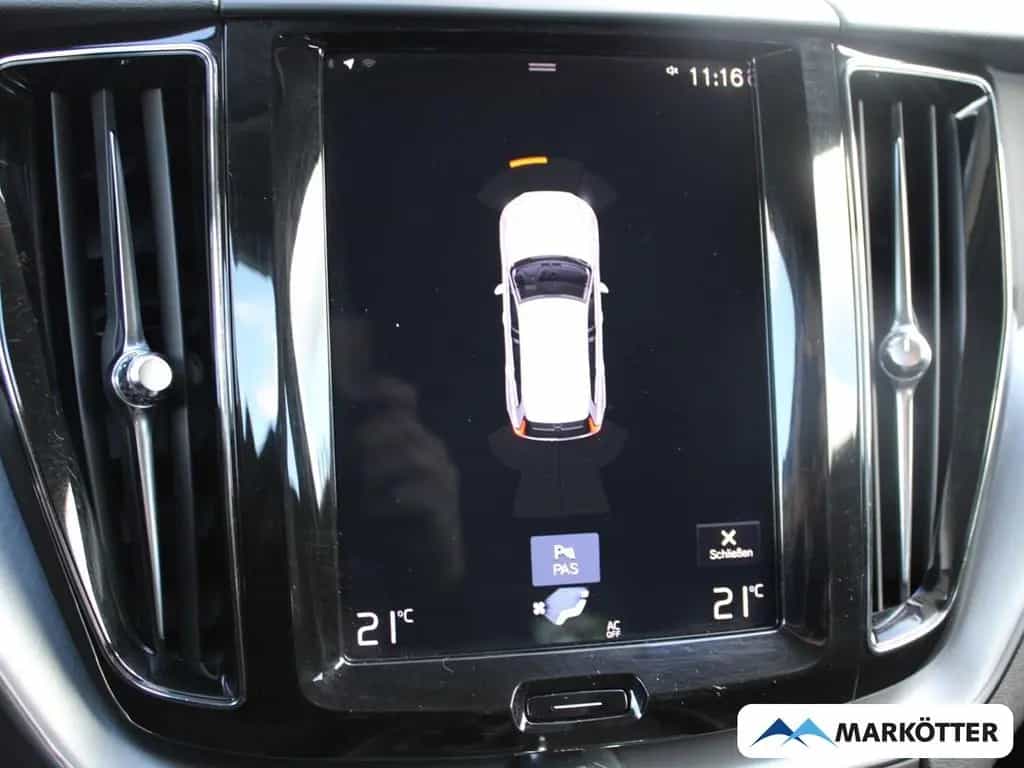 Volvo XC60 Momentum 2WD AHK/TEMPO/PDC/el. Heckklappe 12/2018-photo-11