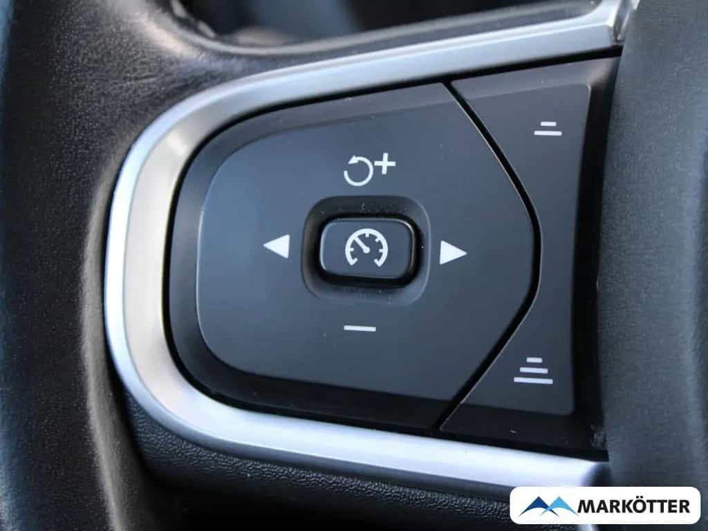 Volvo XC60 Momentum 2WD AHK/TEMPO/PDC/el. Heckklappe 12/2018-photo-14