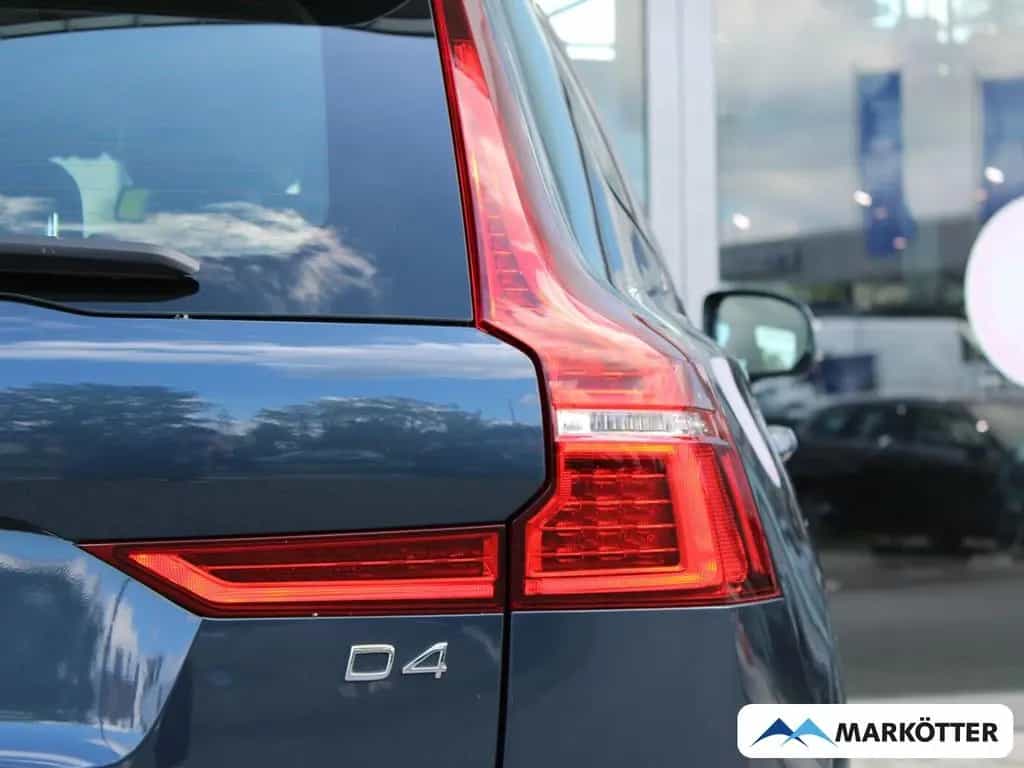 Volvo XC60 Momentum 2WD AHK/TEMPO/PDC/el. Heckklappe 12/2018-photo-29