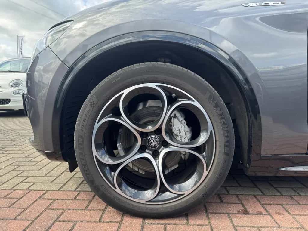 Alfa Romeo Stelvio Veloce Q4+PANO+LEDER+HARMAN+ELSITZE+NAVI 06/2023-photo-10