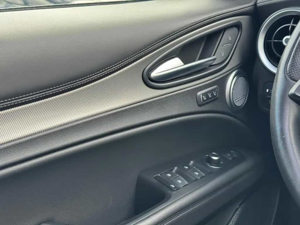 Alfa Romeo Stelvio Veloce Q4+PANO+LEDER+HARMAN+ELSITZE+NAVI 06/2023-photo-17