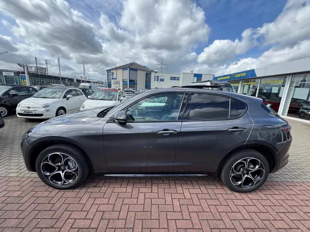 Alfa Romeo Stelvio Veloce Q4+PANO+LEDER+HARMAN+ELSITZE+NAVI 06/2023-photo-3