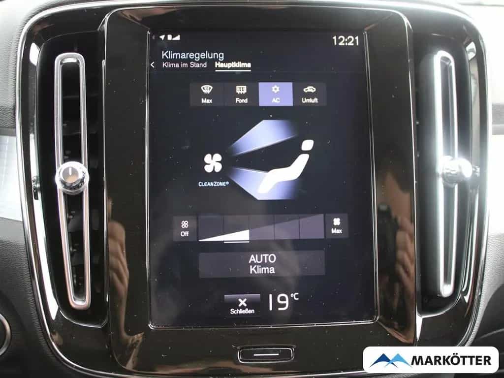 Volvo XC40 Momentum 2WD AHK/CAM/PDC/NAVI/LED 10/2018-photo-19