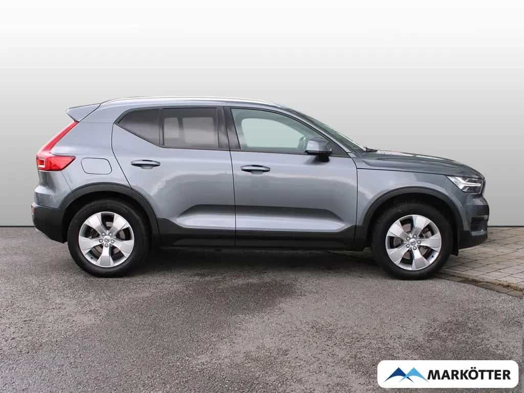 Volvo XC40 Momentum 2WD AHK/CAM/PDC/NAVI/LED 10/2018-photo-2