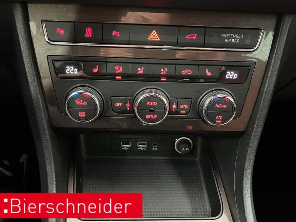 Seat Ateca 1.5 TSI DSG AB373EUR Xcellence ALCANTARA R 02/2019-photo-25