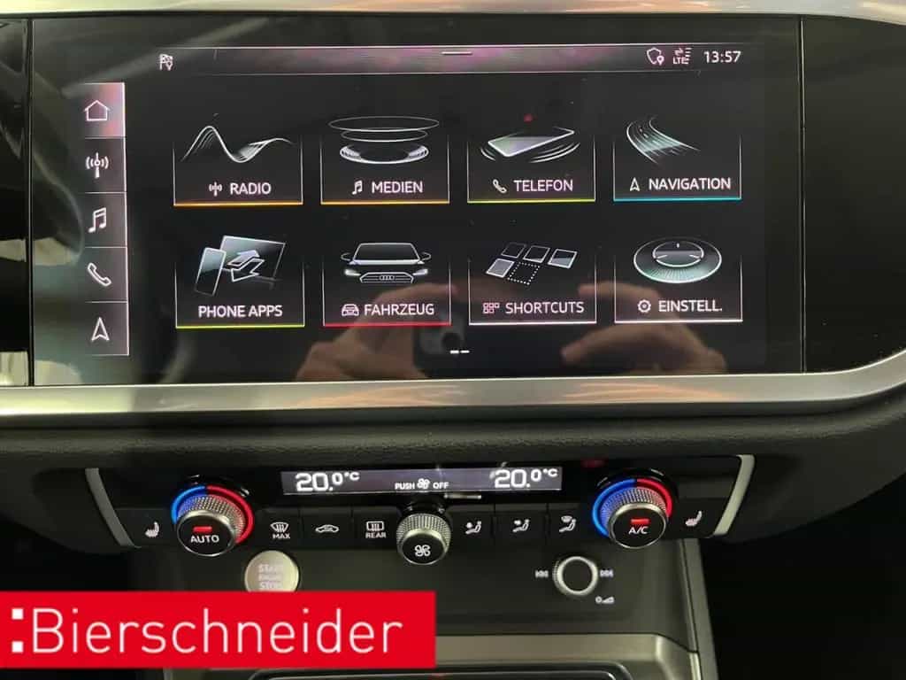 Audi Q3 35 TFSI s-tronic AB347EUR S line AHK MATRIX A 08/2020-photo-32