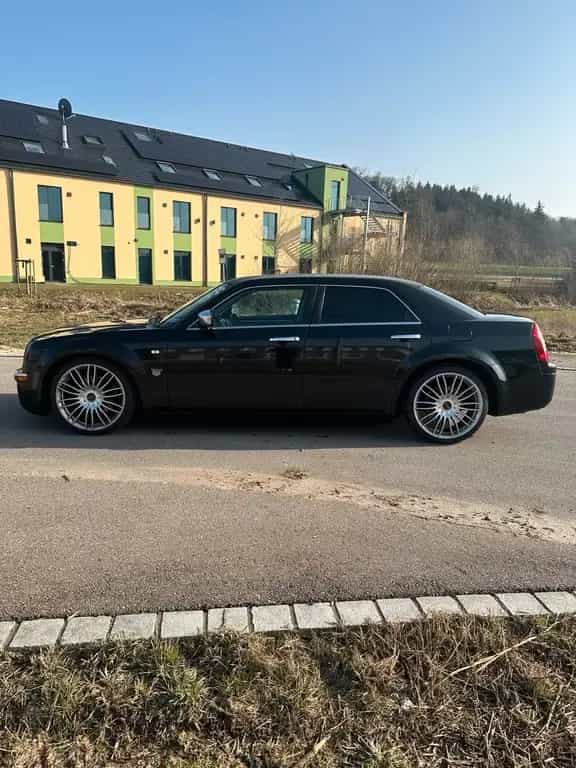 Chrysler 300 C 3.0 CRD V6 Automatik TÜV 12... 06/2007-photo-1