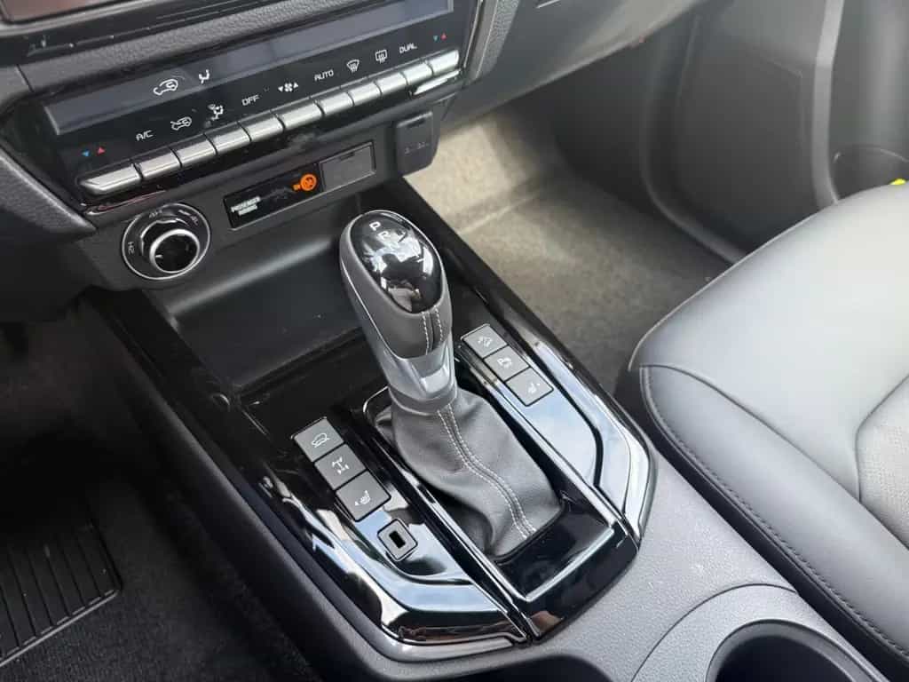 Isuzu D-Max Double Cab 4WD V-CROSS null-photo-11