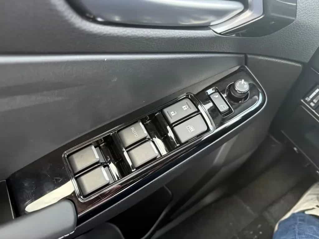 Isuzu D-Max Double Cab 4WD V-CROSS null-photo-14