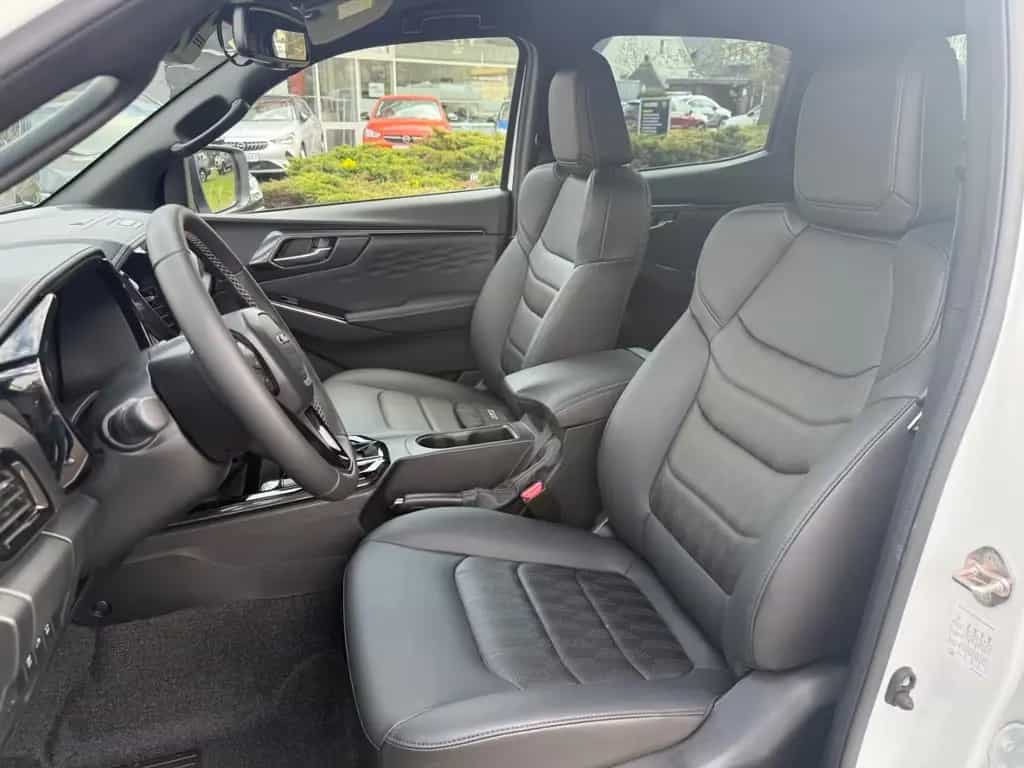 Isuzu D-Max Double Cab 4WD V-CROSS null-photo-15