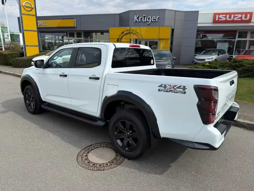 Isuzu D-Max Double Cab 4WD V-CROSS null-photo-16
