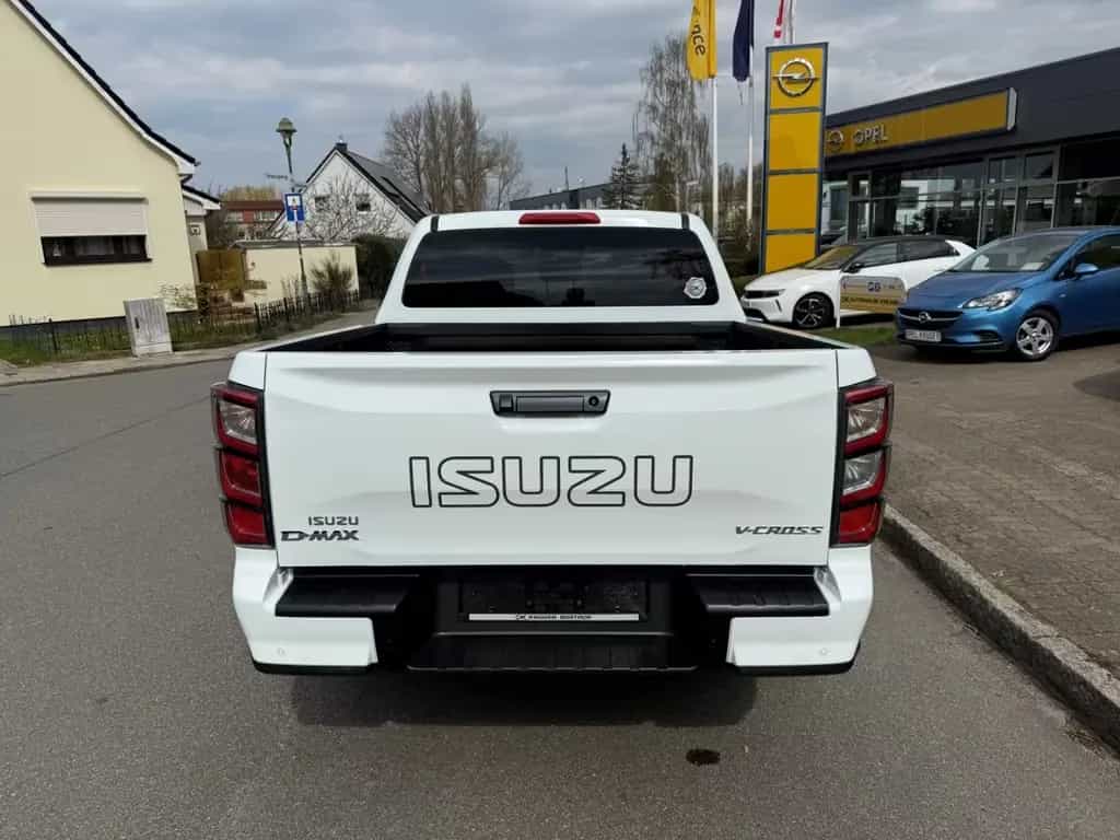 Isuzu D-Max Double Cab 4WD V-CROSS null-photo-17