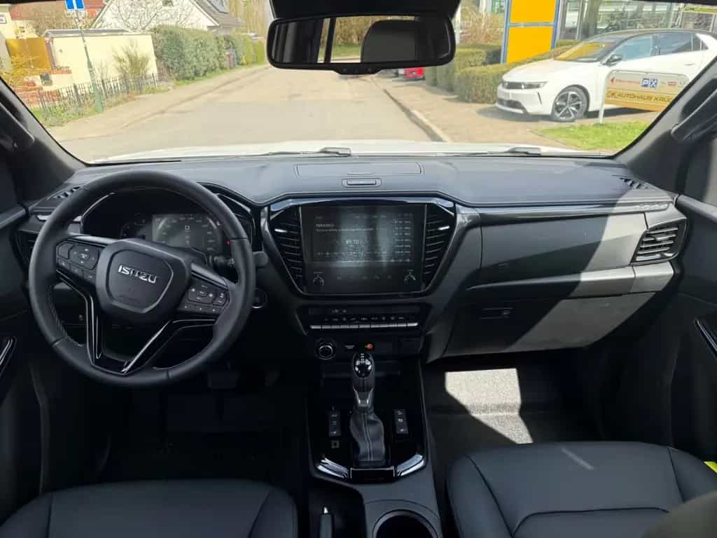 Isuzu D-Max Double Cab 4WD V-CROSS null-photo-5
