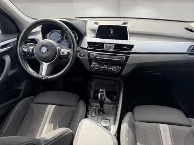 BMW X1 sDrive 18 i Advantage Park-Assistent Navi Meh 03/2019-photo-11