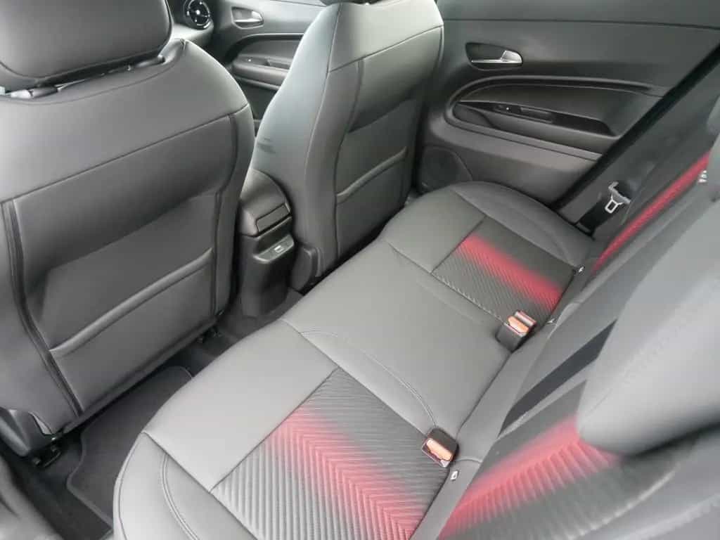 Alfa Romeo Junior IBRIDA TI 1.2 VGT 145PS DCT6 TECHNOLOGIE 04/2026-photo-15