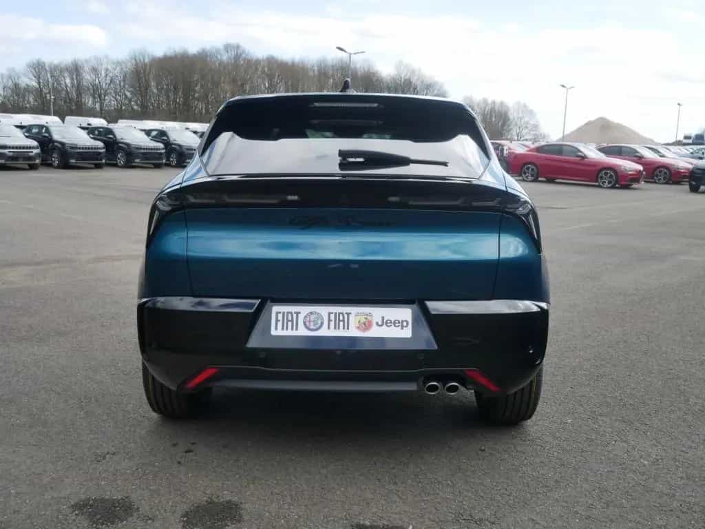 Alfa Romeo Junior IBRIDA TI 1.2 VGT 145PS DCT6 TECHNOLOGIE 04/2026-photo-3