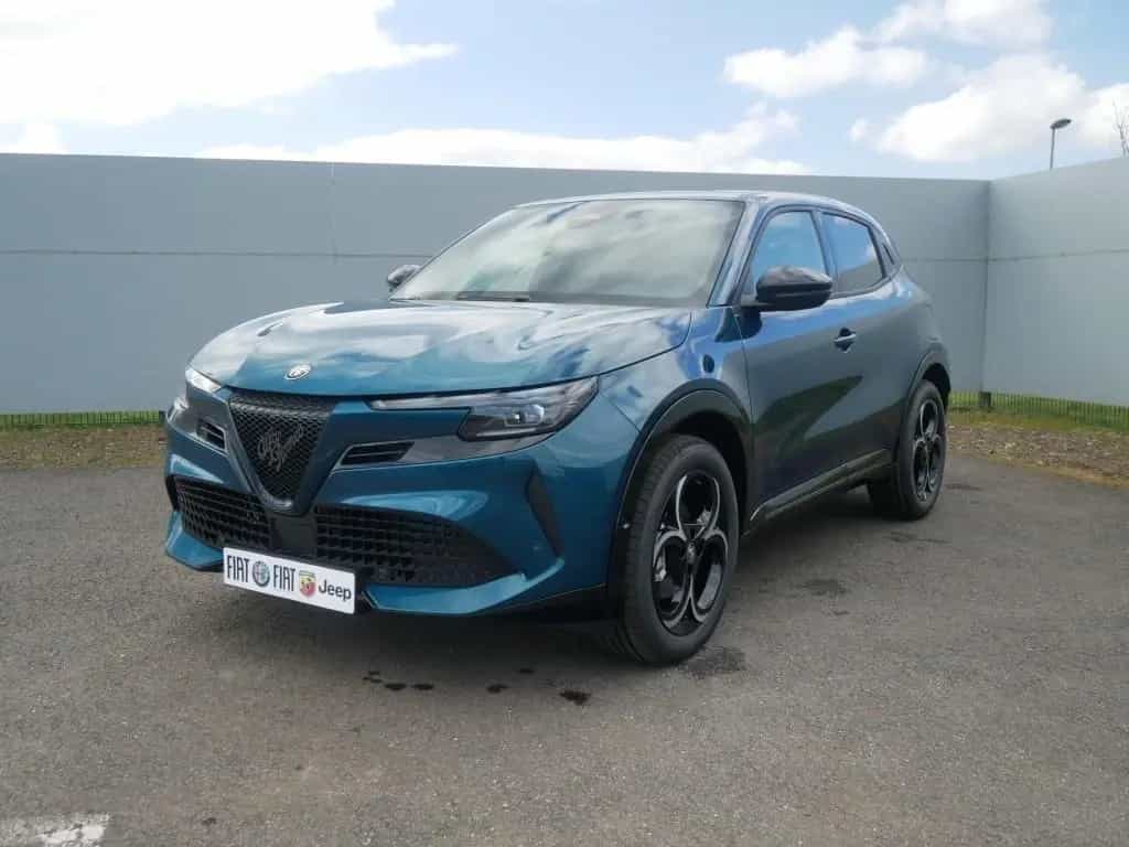 Alfa Romeo Junior IBRIDA TI 1.2 VGT 145PS DCT6 TECHNOLOGIE 04/2026-photo-6