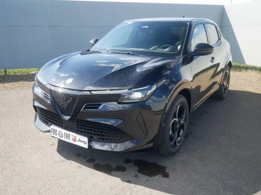 Alfa Romeo Junior IBRIDA TI 1.2 VGT 145PS DCT6 SCHIEBEDACH 04/2026-photo-6
