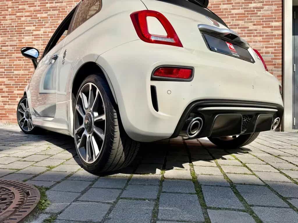Abarth 595C - NUR 40' KM - LEDER NAVI XENON - WIE NEU ! 04/2019-photo-23