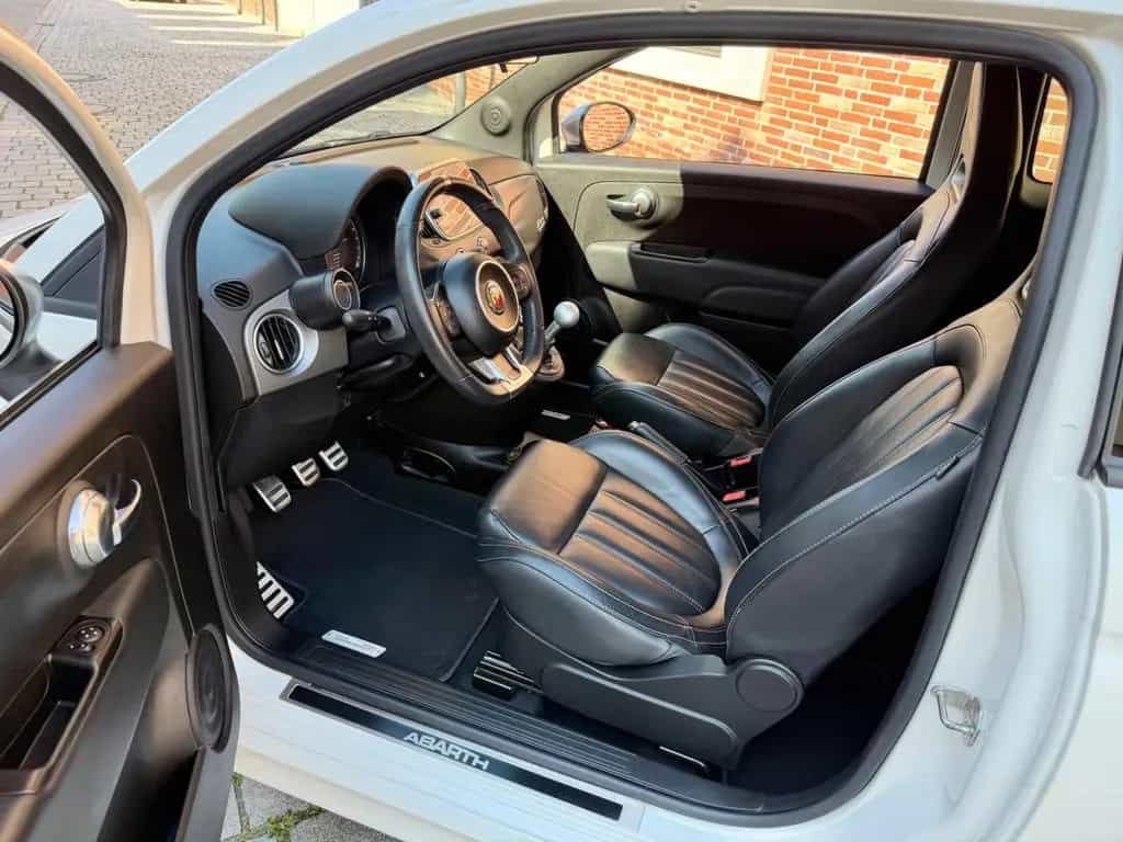 Abarth 595C - NUR 40' KM - LEDER NAVI XENON - WIE NEU ! 04/2019-photo-32