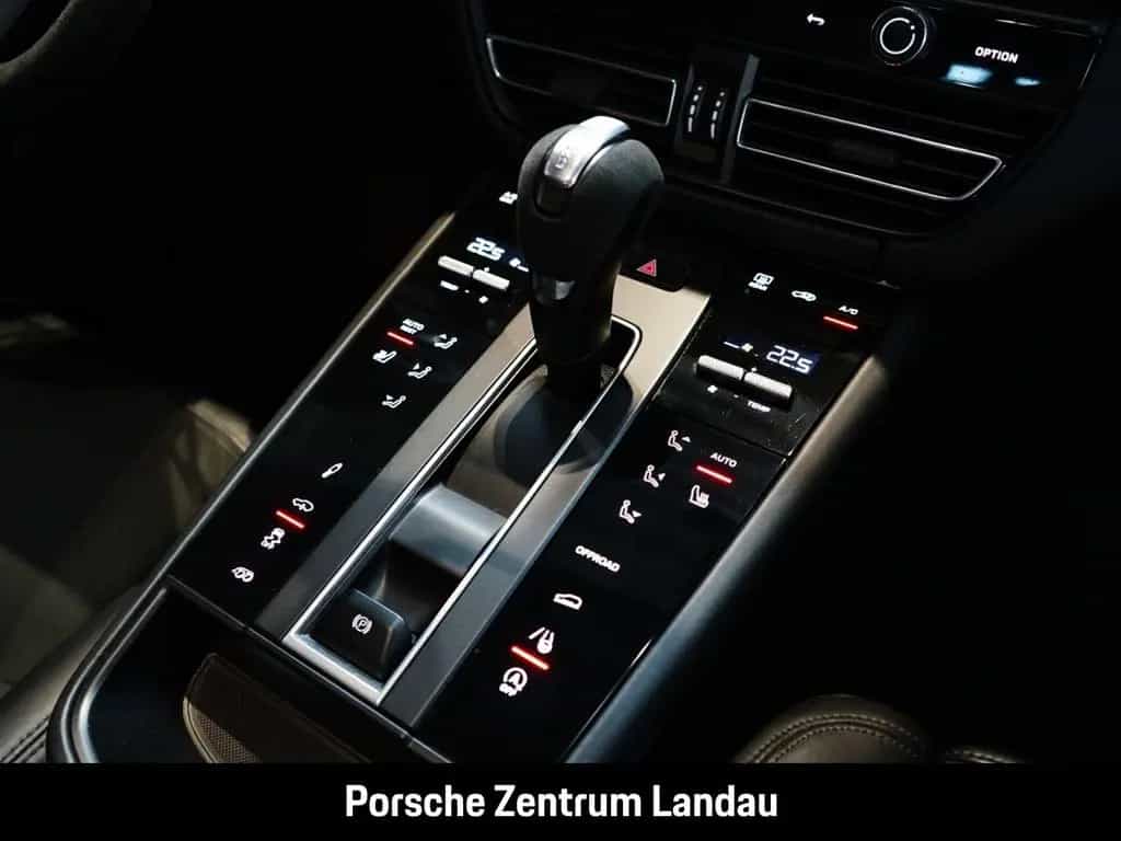 Porsche Macan GTS Burmester Surround-View Rückfahrkamera 09/2022-photo-17