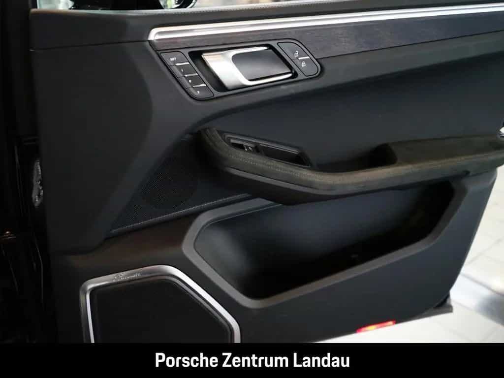 Porsche Macan GTS Burmester Surround-View Rückfahrkamera 09/2022-photo-26