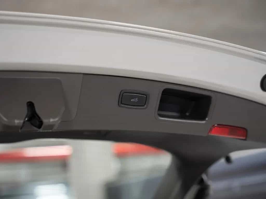 Porsche Macan S Sportabgasanlage BOSE Apple CarPlay 01/2023-photo-29