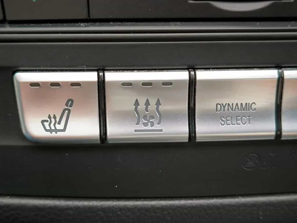 Mercedes-Benz B 200 7G-DCT AMG-LINE AHK PANORAMA LED STANDHZG. 03/2018-photo-16