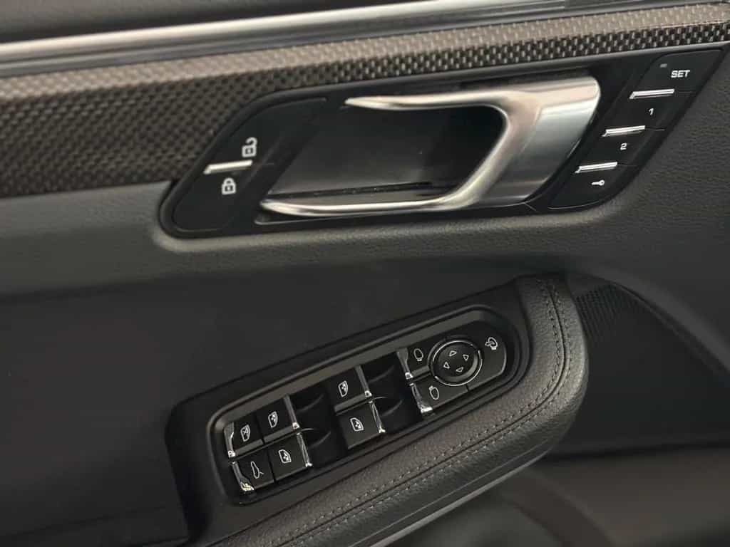 Porsche Macan S SPORT DESIGN PANO ACC CHRONO KAMERA KYLS 02/2022-photo-18