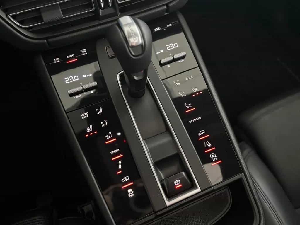 Porsche Macan S SPORT DESIGN PANO ACC CHRONO KAMERA KYLS 02/2022-photo-26