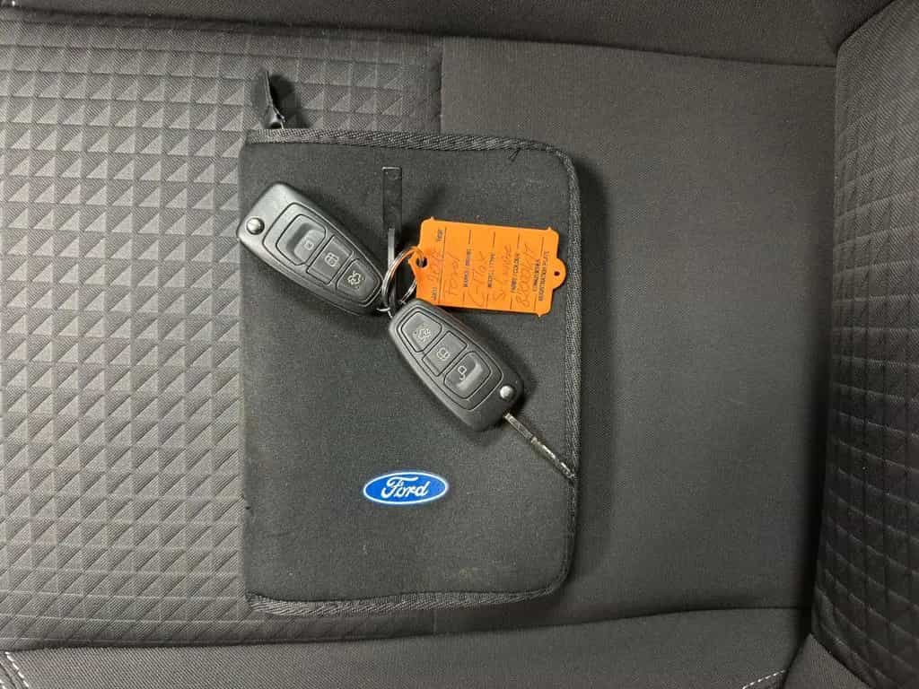 Ford C-Max Cool & Connect Zahnriemen Service TÜV NEU 04/2017-photo-17