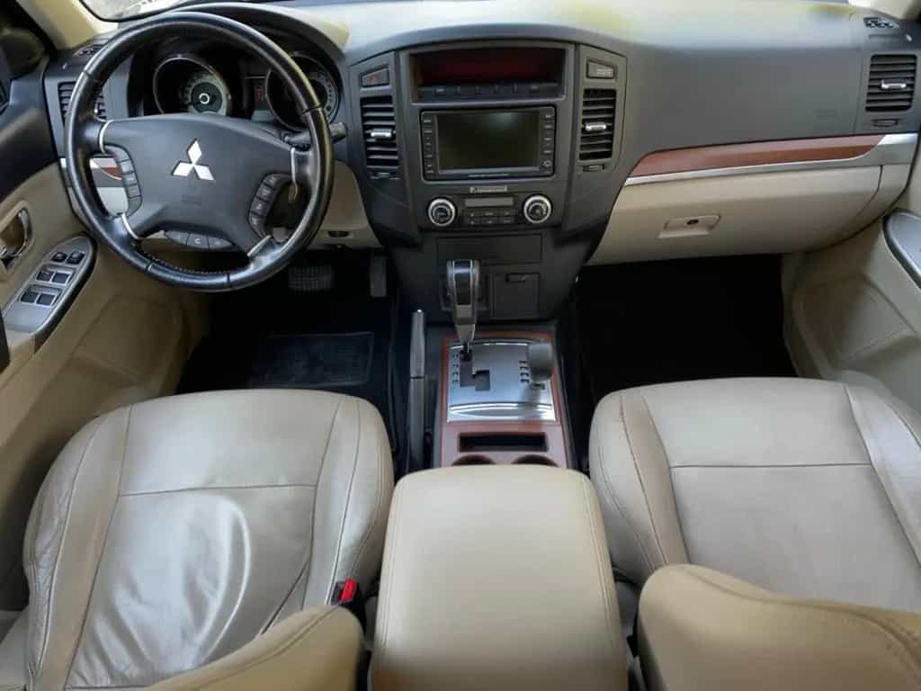 Mitsubishi Pajero 3,2 DI-D *7 sitzer*Kamera * AHK * Stndhzg 10/2013-photo-10