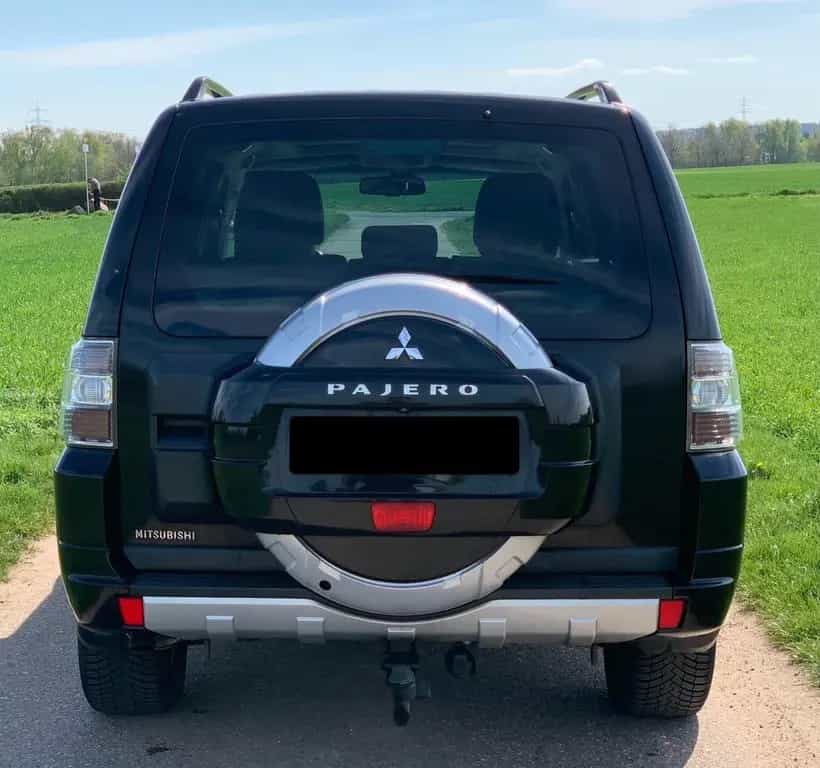 Mitsubishi Pajero 3,2 DI-D *7 sitzer*Kamera * AHK * Stndhzg 10/2013-photo-5