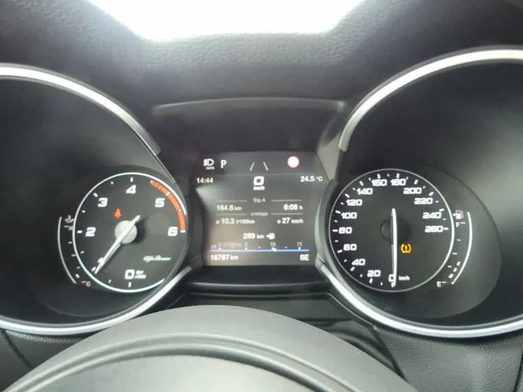 Alfa Romeo Stelvio VELOCE 2.2 DIESEL Q4 NAVI PANO KAMERA XE 03/2022-photo-20