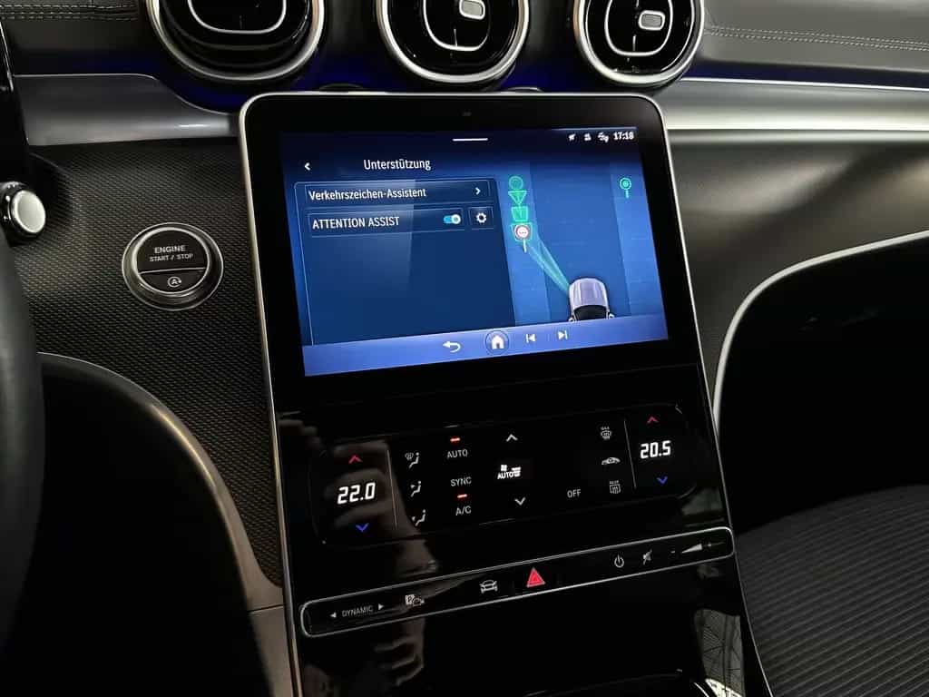 Mercedes-Benz C 220 T d Avantgarde R.Cam Navi Tempomat LED AHK 01/2022-photo-28