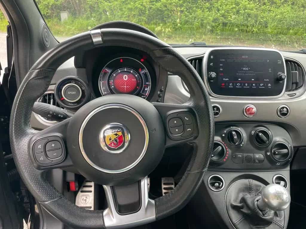 Abarth 595 1.4 Turbo versione Turismo !!UNIPRO-T 12/2021-photo-9