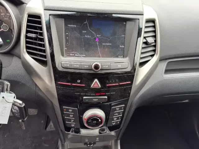 Ssangyong Tivoli City Style 08/2018-photo-13