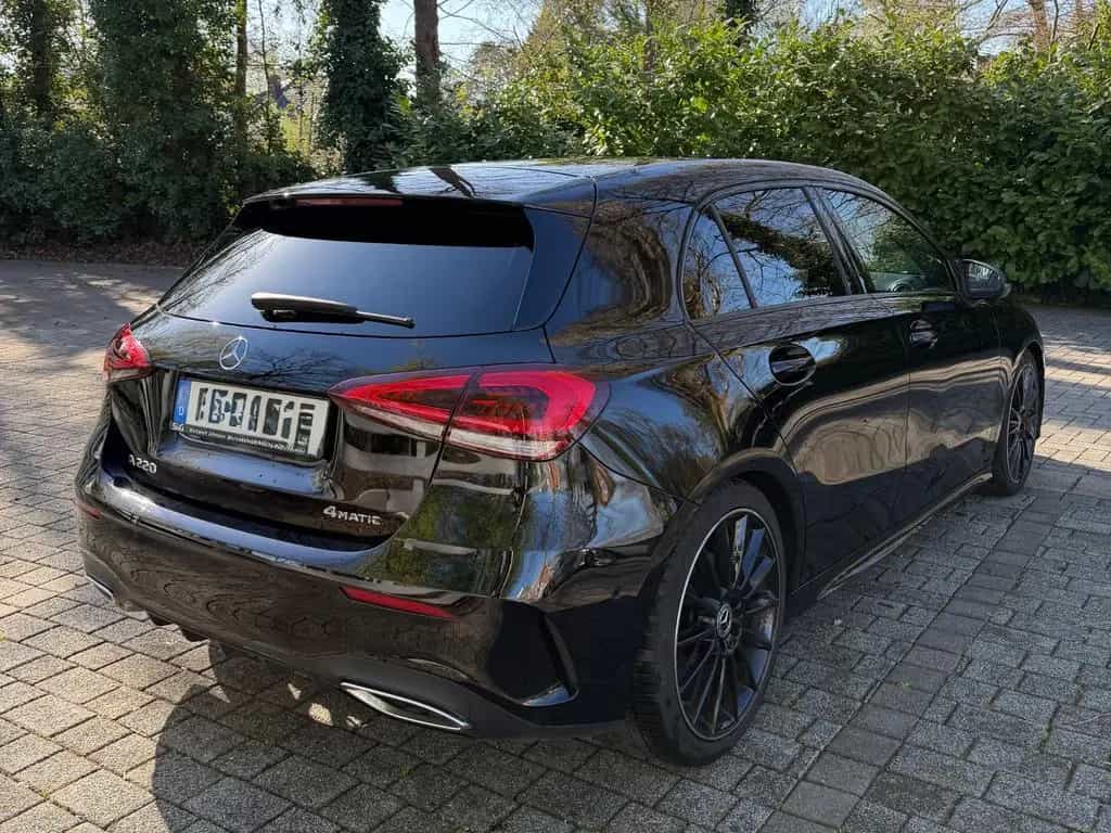 Mercedes-Benz A-Class 220 4MATIC AMG-Line 06/2020-photo-2