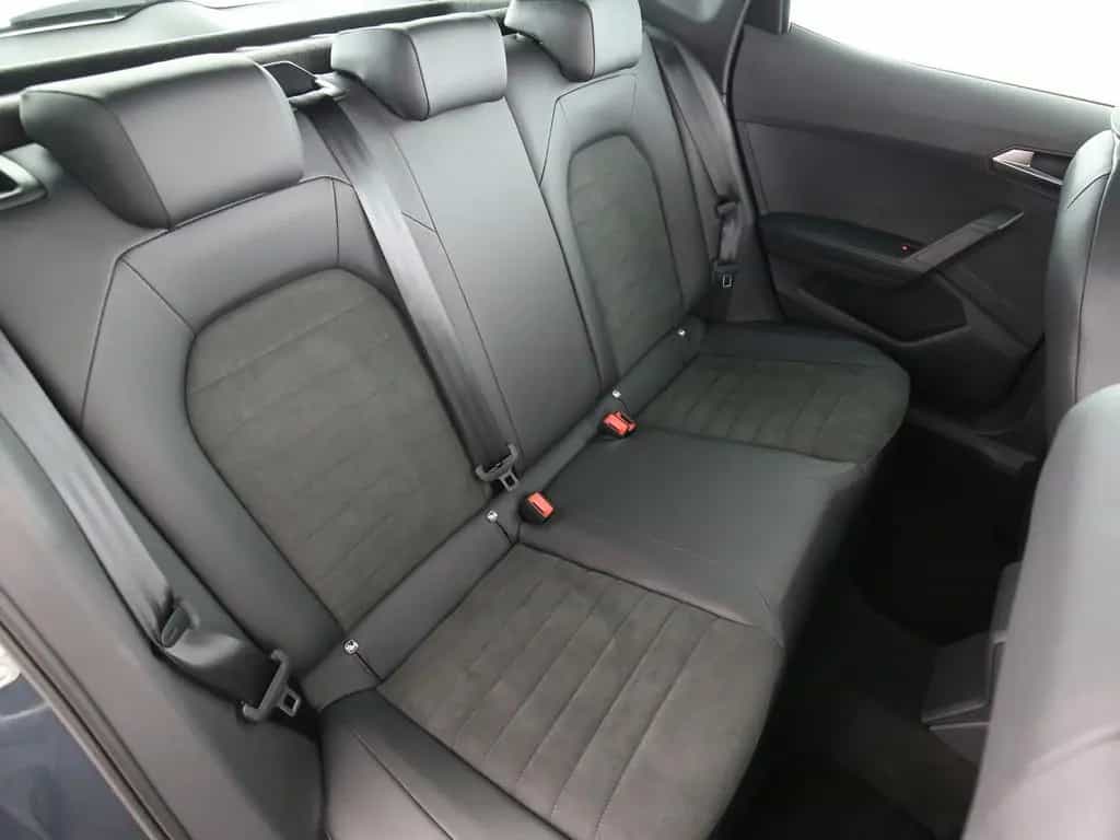 Seat Arona 1.0 TSI Xperience  LED Navi ACC Alufelgen 02/2024-photo-18