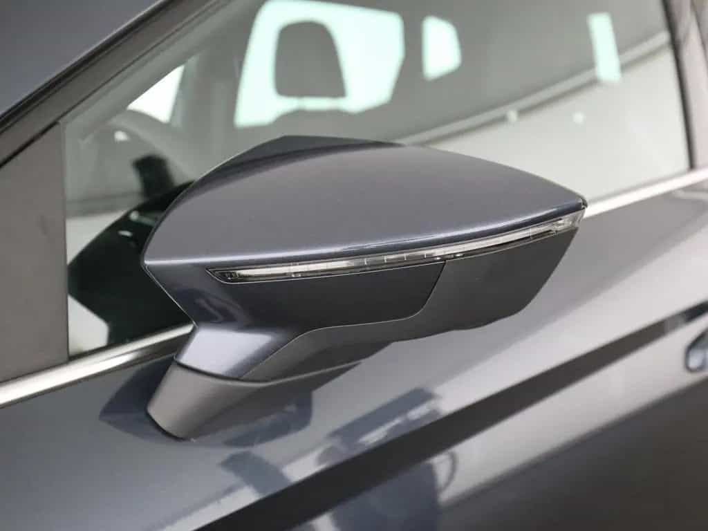 Seat Arona 1.0 TSI Xperience  LED Navi ACC Alufelgen 02/2024-photo-24