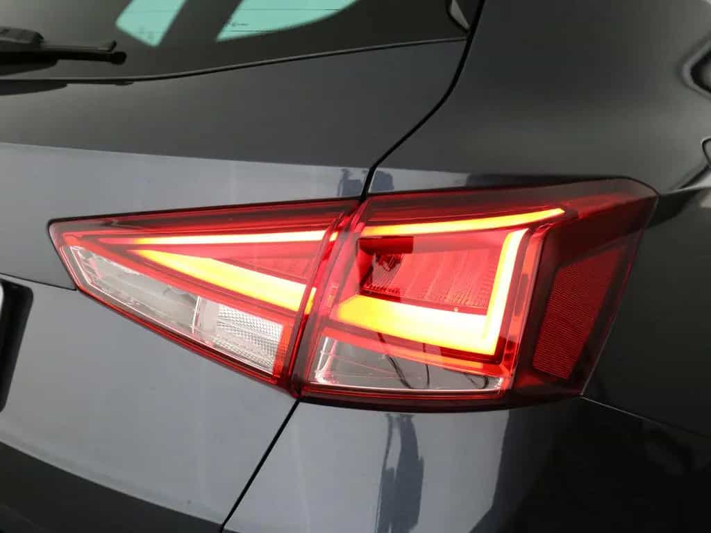 Seat Arona 1.0 TSI Xperience  LED Navi ACC Alufelgen 02/2024-photo-27