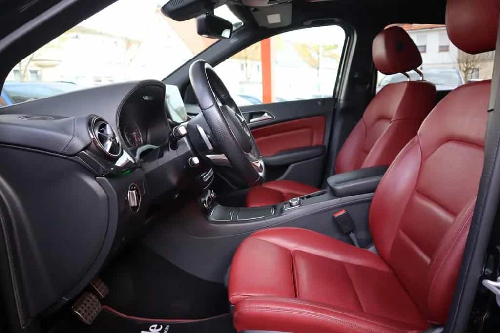 Mercedes-Benz B 250 B250* 4-MATIC* AMG-PAKET* LEDER* PANO* AHK* KEYL 01/2018-photo-23