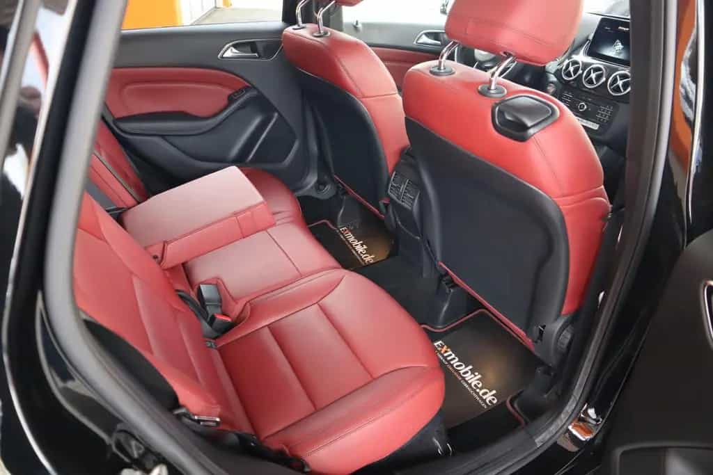 Mercedes-Benz B 250 B250* 4-MATIC* AMG-PAKET* LEDER* PANO* AHK* KEYL 01/2018-photo-29