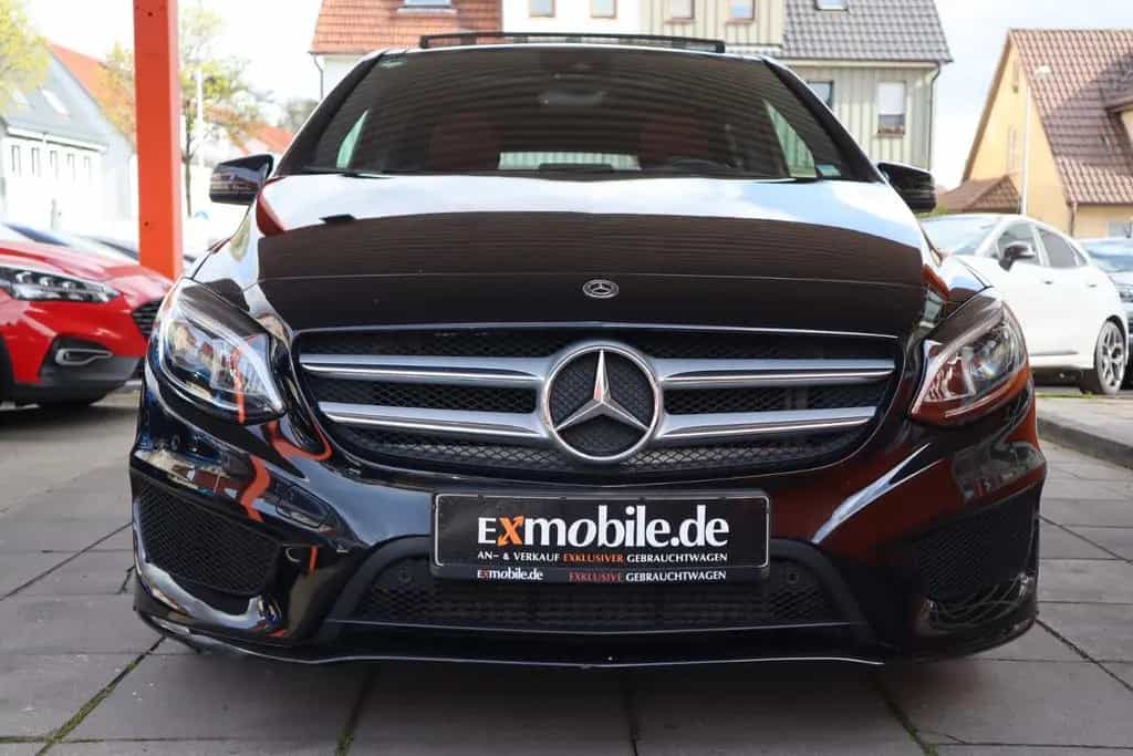 Mercedes-Benz B 250 B250* 4-MATIC* AMG-PAKET* LEDER* PANO* AHK* KEYL 01/2018-photo-3