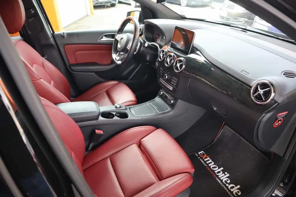 Mercedes-Benz B 250 B250* 4-MATIC* AMG-PAKET* LEDER* PANO* AHK* KEYL 01/2018-photo-46