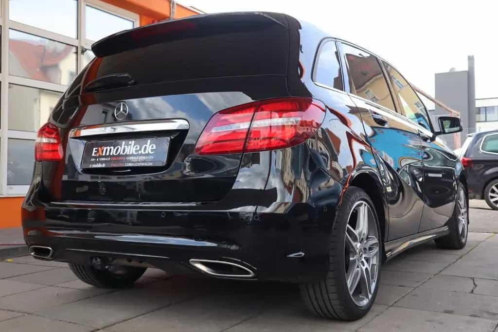 Mercedes-Benz B 250 B250* 4-MATIC* AMG-PAKET* LEDER* PANO* AHK* KEYL 01/2018-photo-9