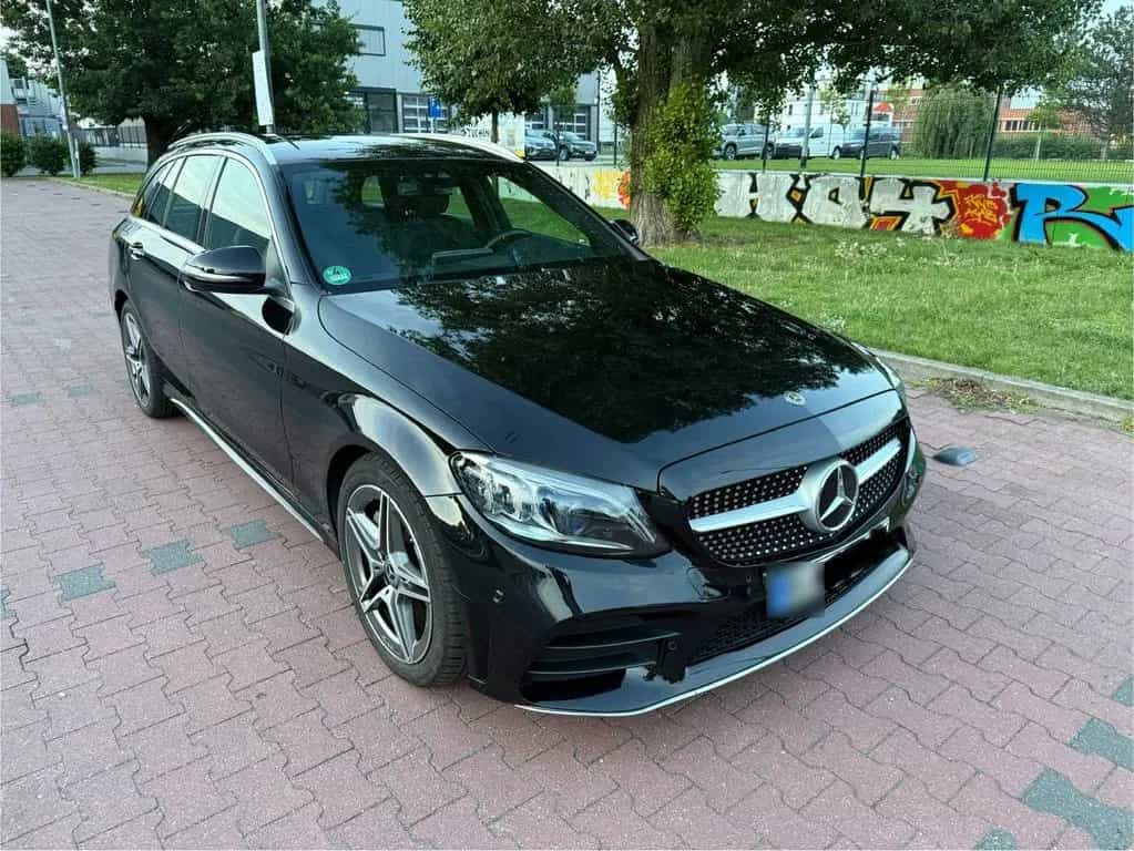 Mercedes-Benz C-Class 300 T Amg Line - Unfallfre... 10/2018-photo-0